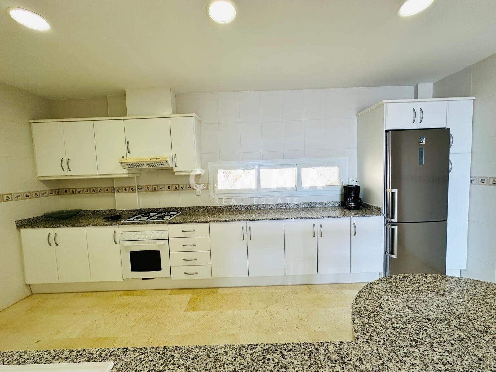 12 bedroom Villa for sale in Altea with pool garage - € 6,300,000 (Ref: 7894529)