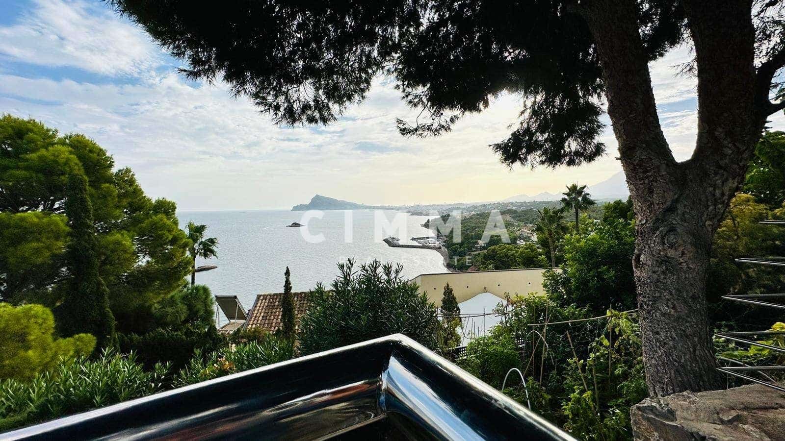 12 bedroom Villa for sale in Altea with pool garage - € 6,300,000 (Ref: 7894529)