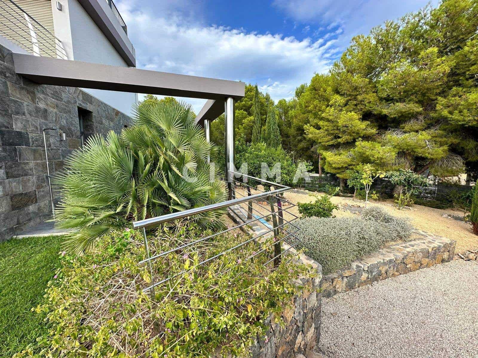 12 bedroom Villa for sale in Altea with pool garage - € 6,300,000 (Ref: 7894529)