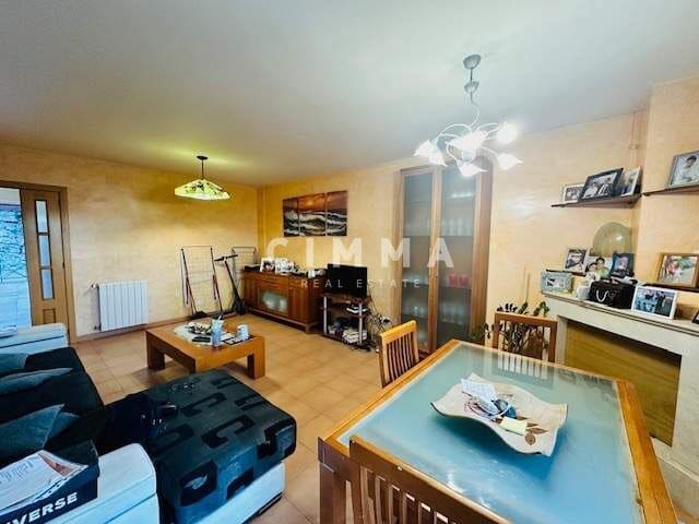 4 soveværelse Rækkehus til salg i Polop med swimmingpool - € 320.000 (Ref: 7999243)