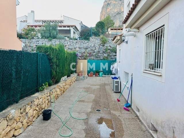 4 soveværelse Rækkehus til salg i Polop med swimmingpool - € 320.000 (Ref: 7999243)