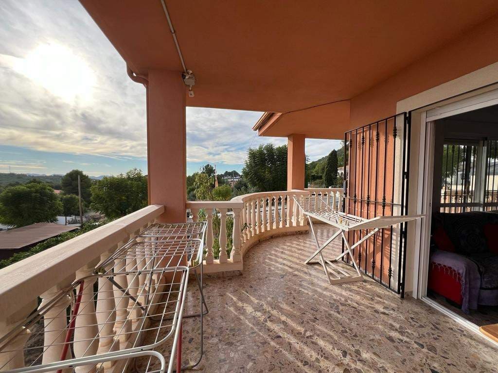 5 soverom Villa til salgs i Polop med svømmebasseng garasje - € 650 000 (Ref: 8003431)