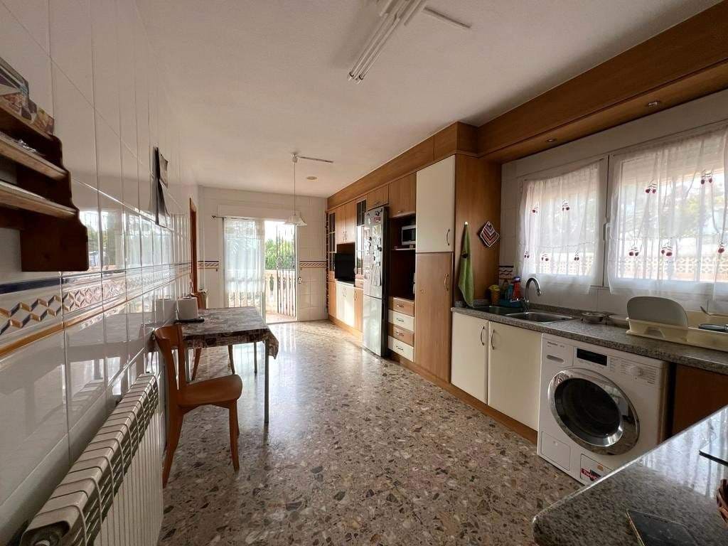 5 soverom Villa til salgs i Polop med svømmebasseng garasje - € 650 000 (Ref: 8003431)