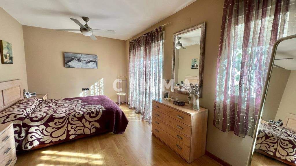 3 soveværelse Rækkehus til salg i La Nucia med swimmingpool - € 365.000 (Ref: 8028470)