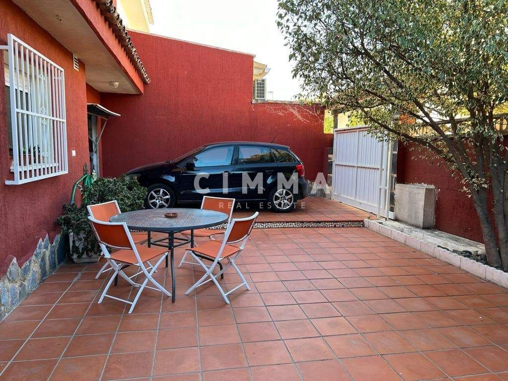 3 soveværelse Rækkehus til salg i La Nucia med swimmingpool - € 365.000 (Ref: 8028470)