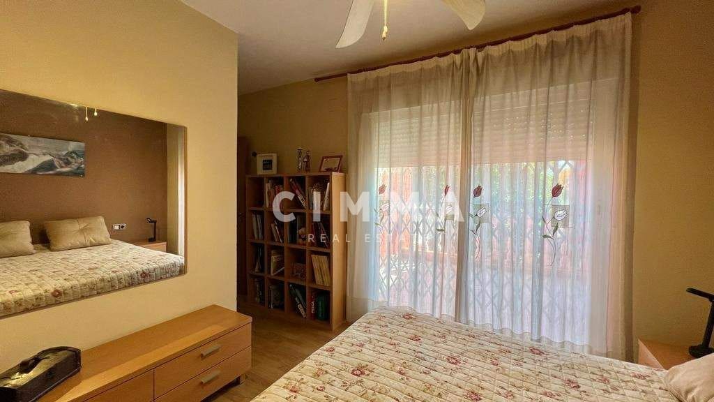 3 soveværelse Rækkehus til salg i La Nucia med swimmingpool - € 365.000 (Ref: 8028470)