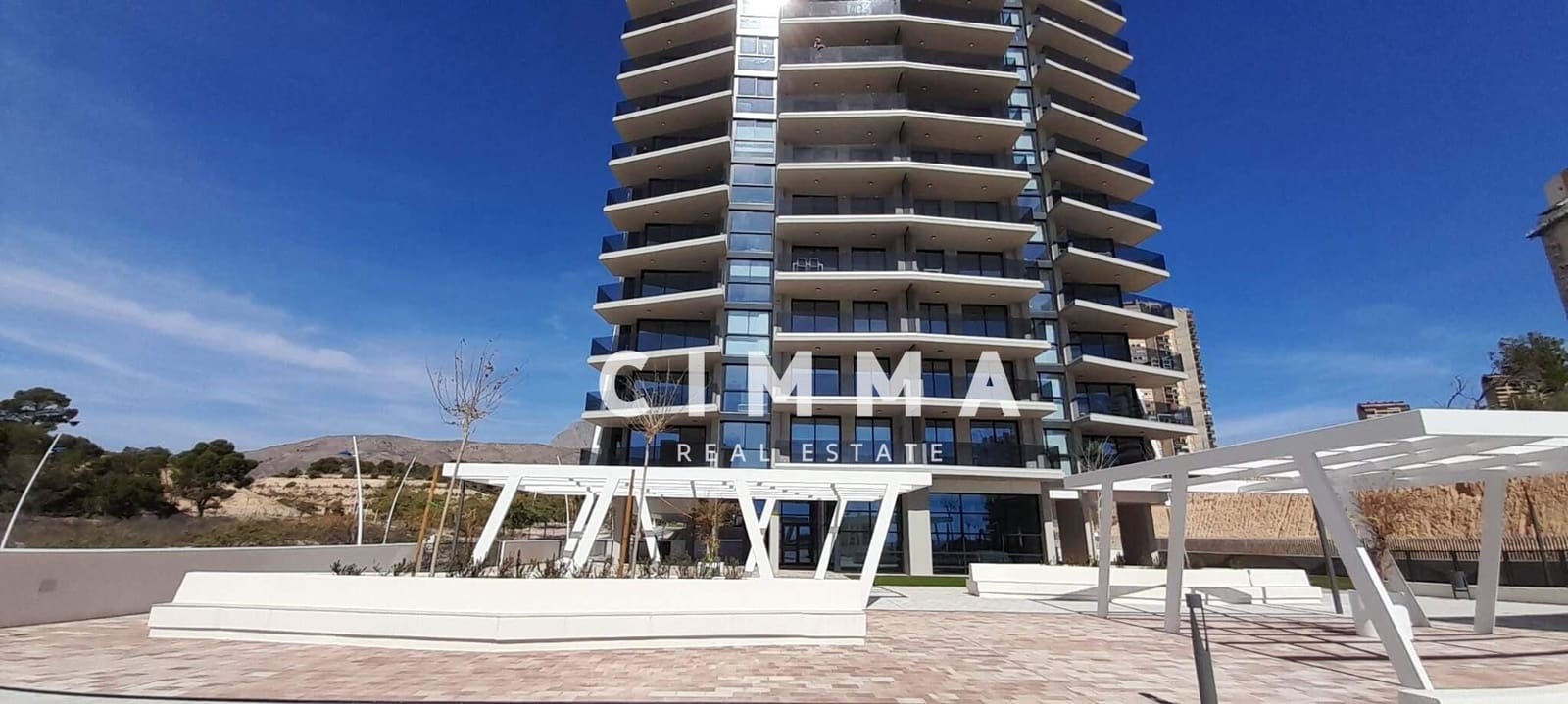 2 soverom Leilighet til salgs i Benidorm med svømmebasseng garasje - € 626 316 (Ref: 8162467)