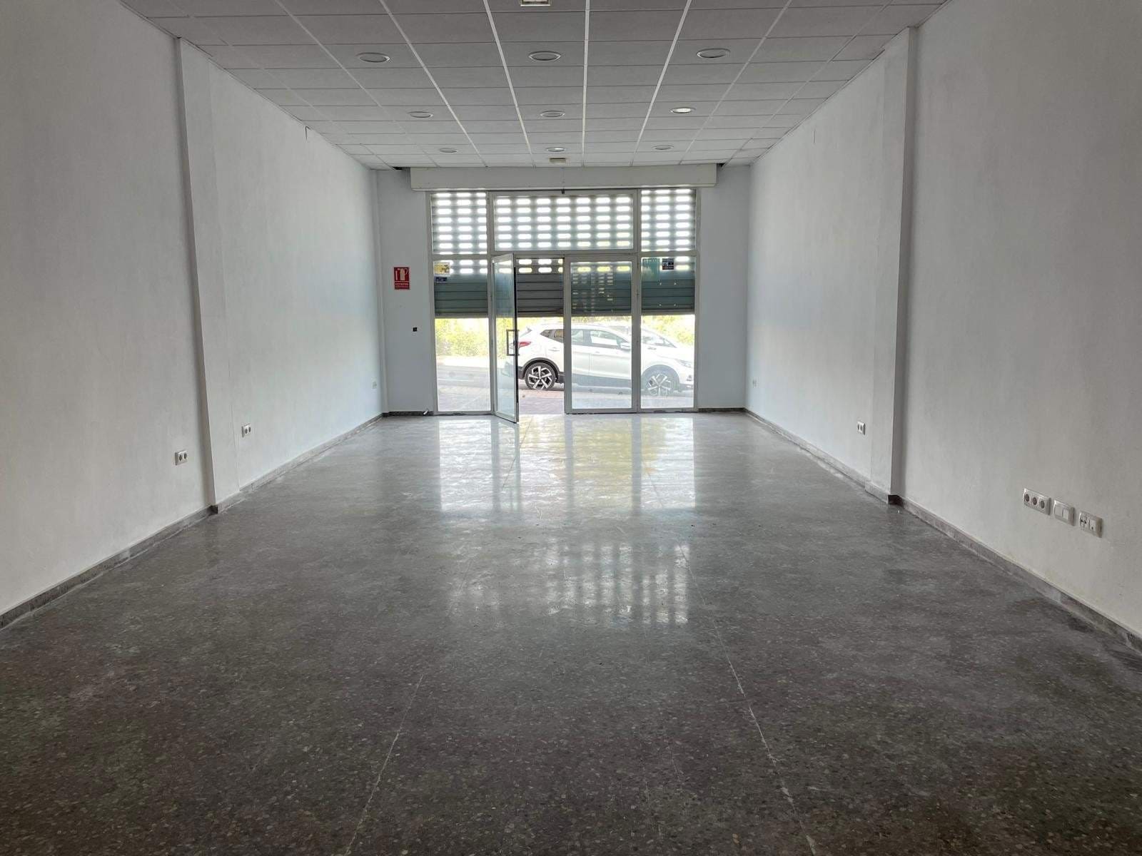 Erhverv til salg i La Nucia - € 171.000 (Ref: 8495114)