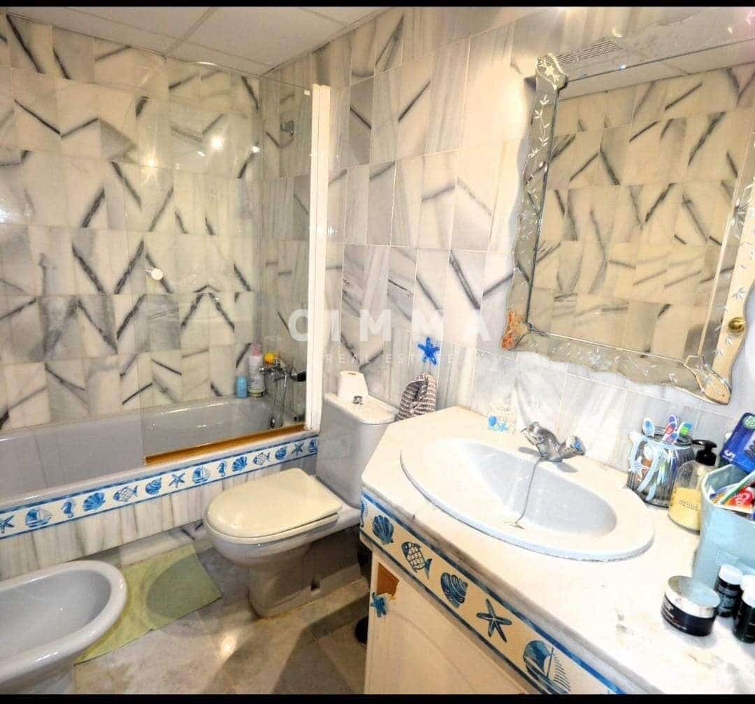 4 quarto Penthouse para venda em Benidorm com piscina - 310 000 € (Ref: 8663158)