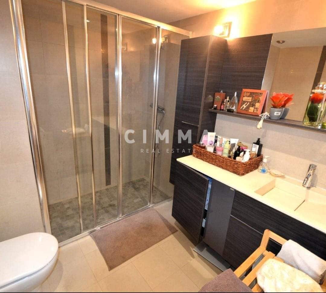 4 quarto Penthouse para venda em Benidorm com piscina - 310 000 € (Ref: 8663158)