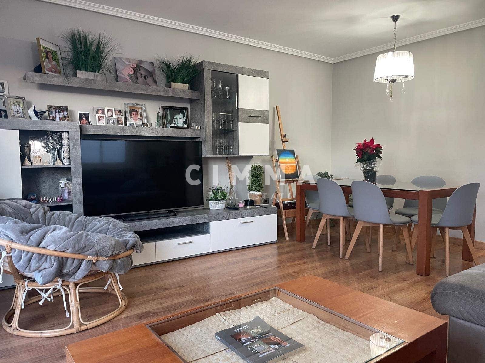 4 quarto Penthouse para venda em Benidorm com piscina - 310 000 € (Ref: 8663158)