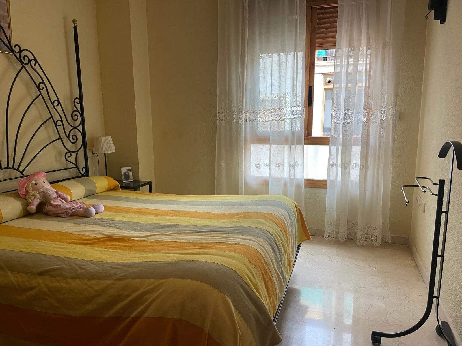 4 sovrum Radhus till salu i La Nucia - 307 000 € (Ref: 8670668)