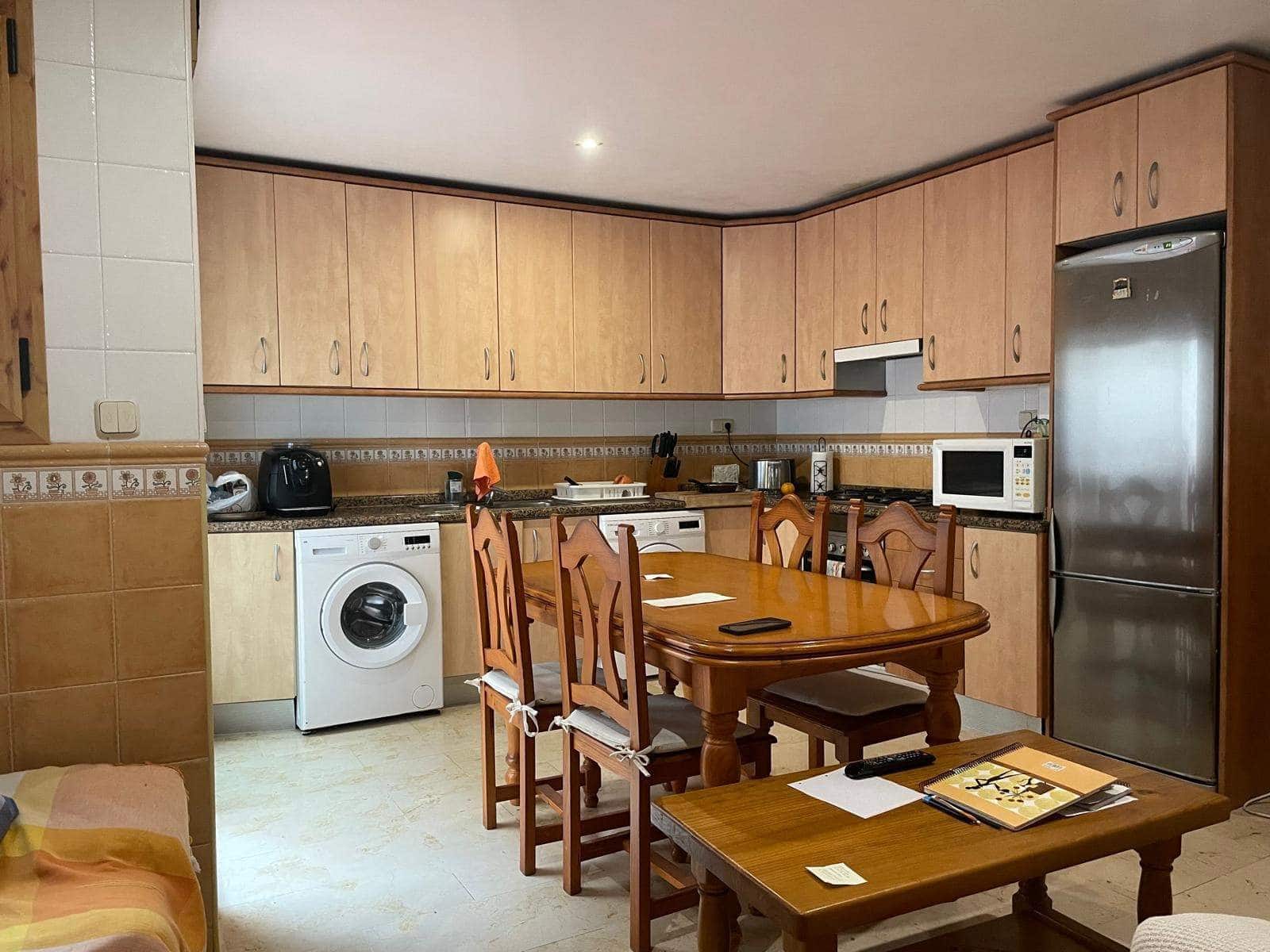 4 sovrum Radhus till salu i La Nucia - 307 000 € (Ref: 8670668)