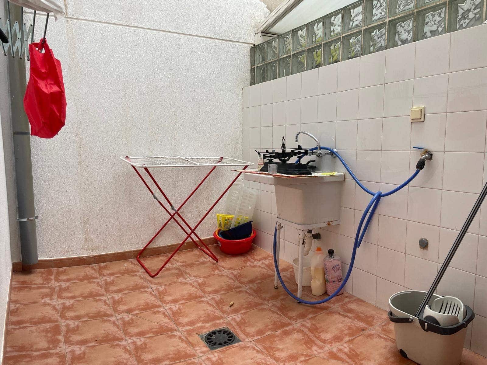 4 sovrum Radhus till salu i La Nucia - 307 000 € (Ref: 8670668)