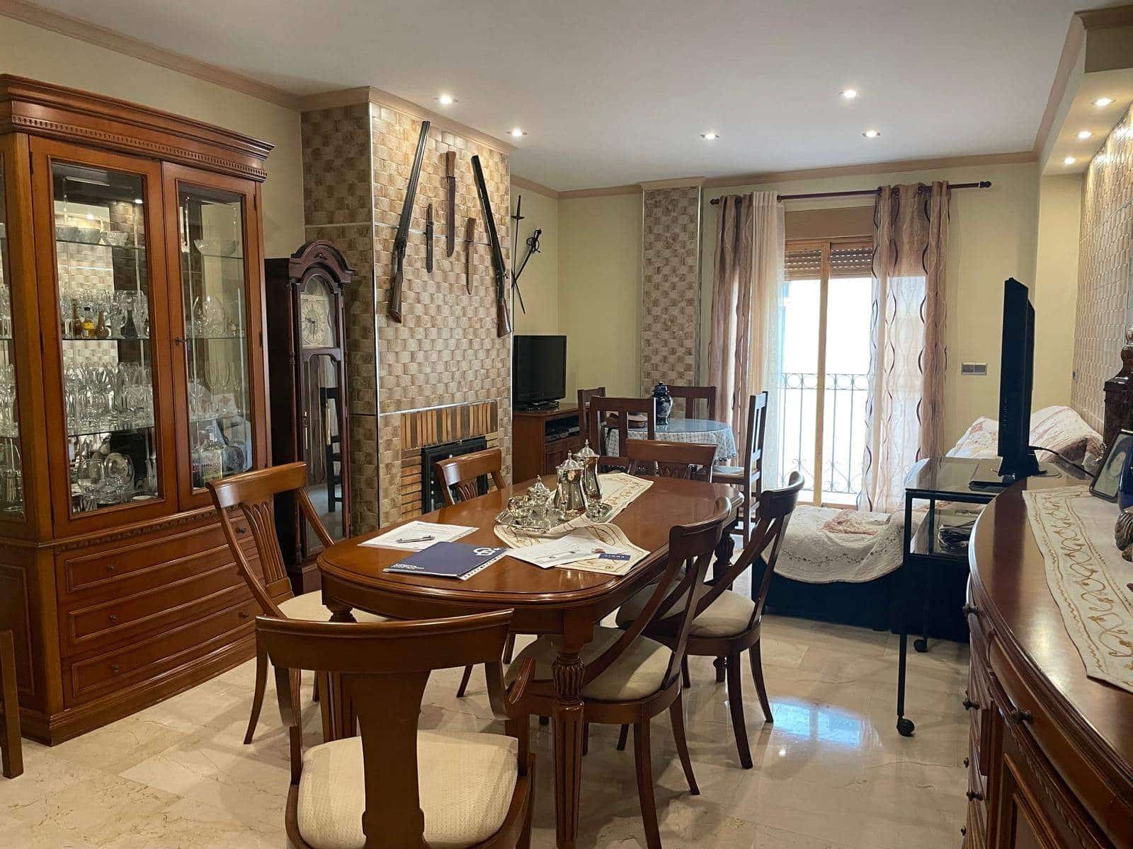 4 sovrum Radhus till salu i La Nucia - 307 000 € (Ref: 8670668)