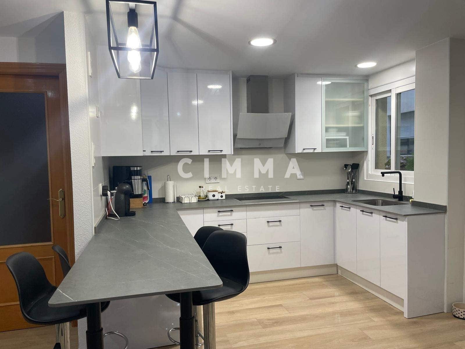 3 bedroom Flat for sale in Benidorm - € 285,000 (Ref: 8750439)