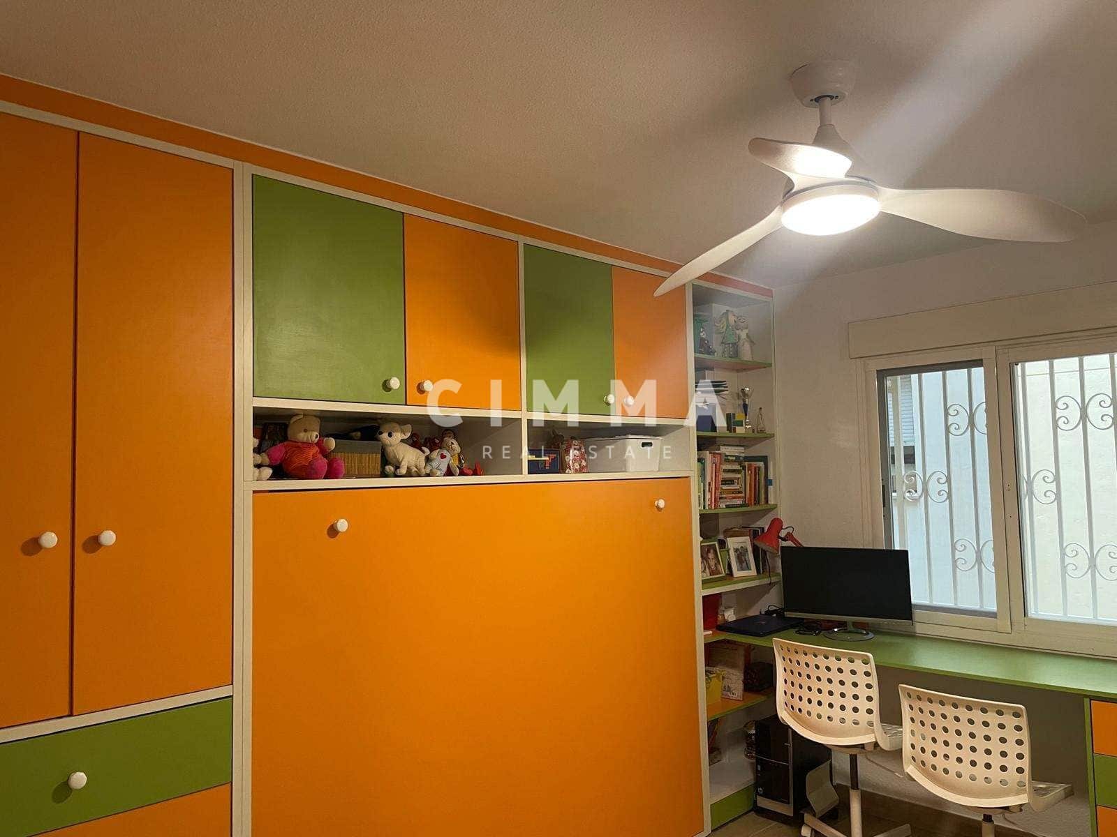 3 bedroom Flat for sale in Benidorm - € 285,000 (Ref: 8750439)