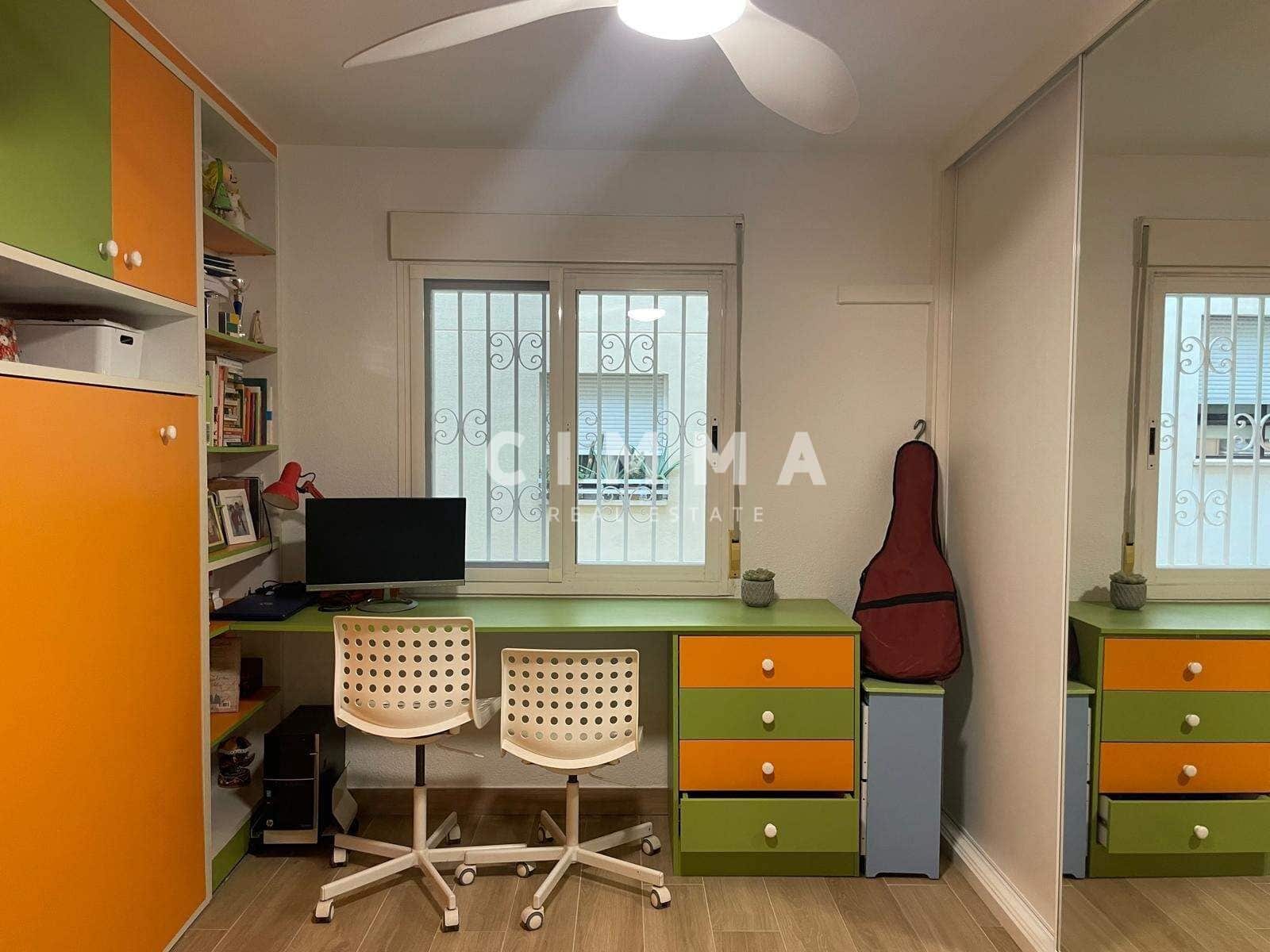 3 bedroom Flat for sale in Benidorm - € 285,000 (Ref: 8750439)