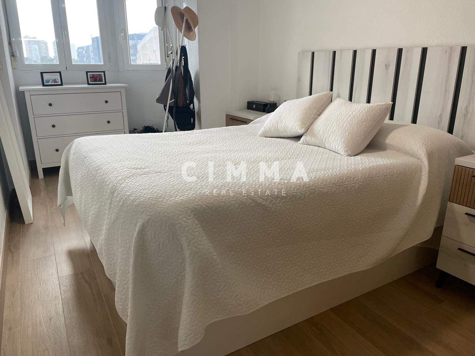 3 bedroom Flat for sale in Benidorm - € 285,000 (Ref: 8750439)