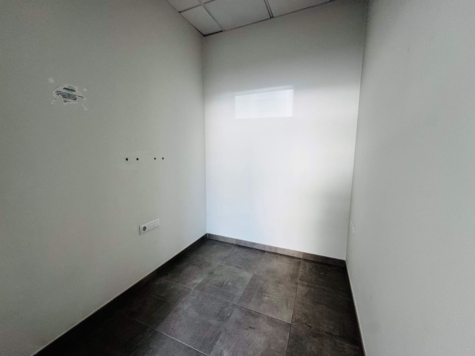 3 soveværelse Erhverv til leje i La Nucia med swimmingpool - € 2.000 (Ref: 8900087)