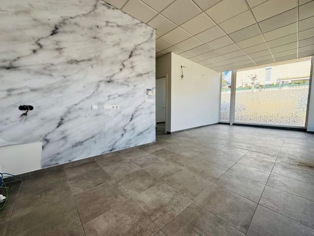 3 soveværelse Erhverv til leje i La Nucia med swimmingpool - € 2.000 (Ref: 8900087)