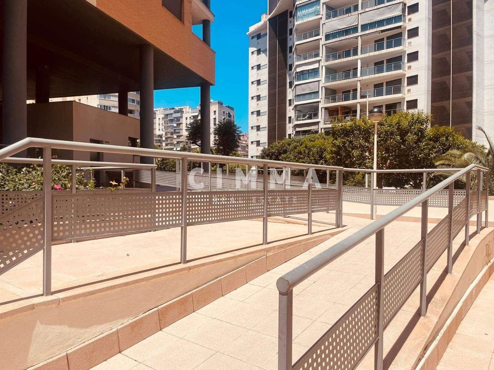 1 bedroom Flat for sale in La Villajoyosa / Vila Joiosa - € 187,000 (Ref: 9075256)