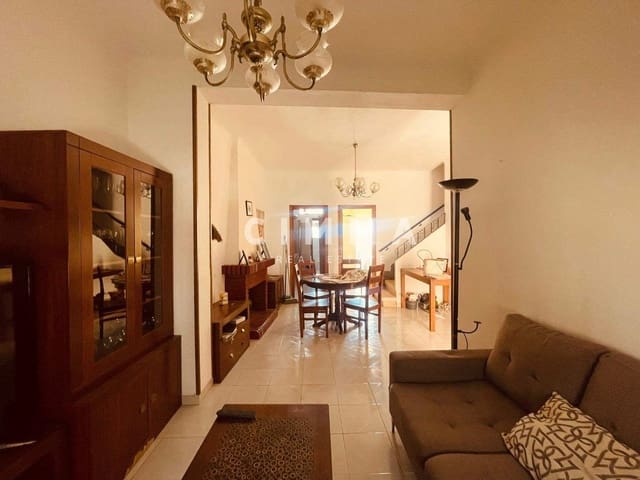 Casa de 3 habitaciones en La Nucia Pueblo  , La Nucia en venta - 170.000 € (Ref: 9114293)