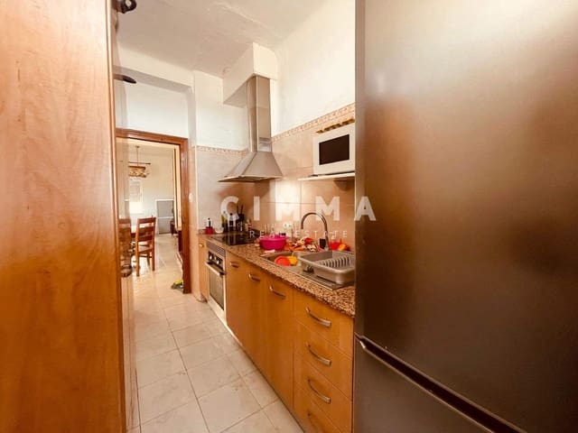 Casa de 3 habitaciones en La Nucia Pueblo  , La Nucia en venta - 170.000 € (Ref: 9114293)