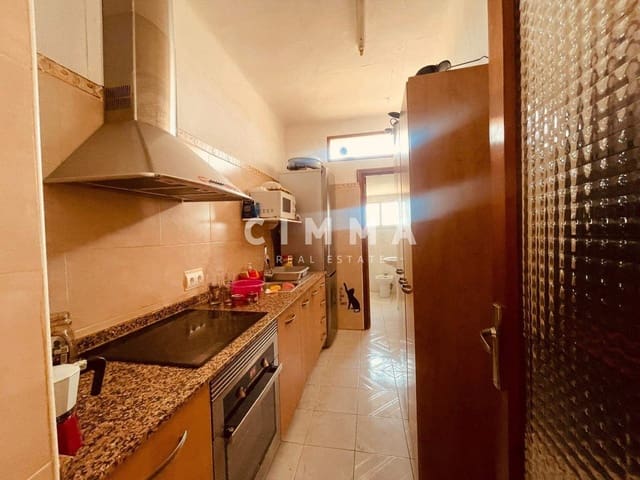 Casa de 3 habitaciones en La Nucia Pueblo  , La Nucia en venta - 170.000 € (Ref: 9114293)