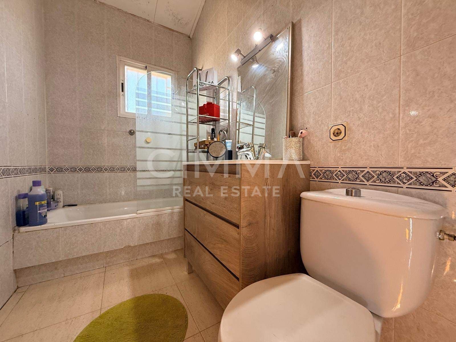 Chalet de 2 habitaciones en Polop en venta con garaje - 250.000 € (Ref: 9132565)