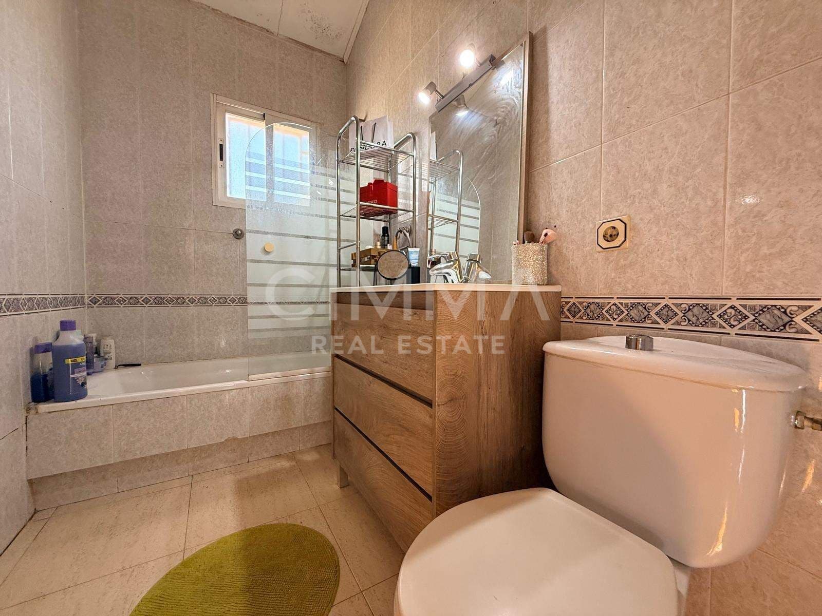 Chalet de 2 habitaciones en Polop en venta con garaje - 250.000 € (Ref: 9132565)