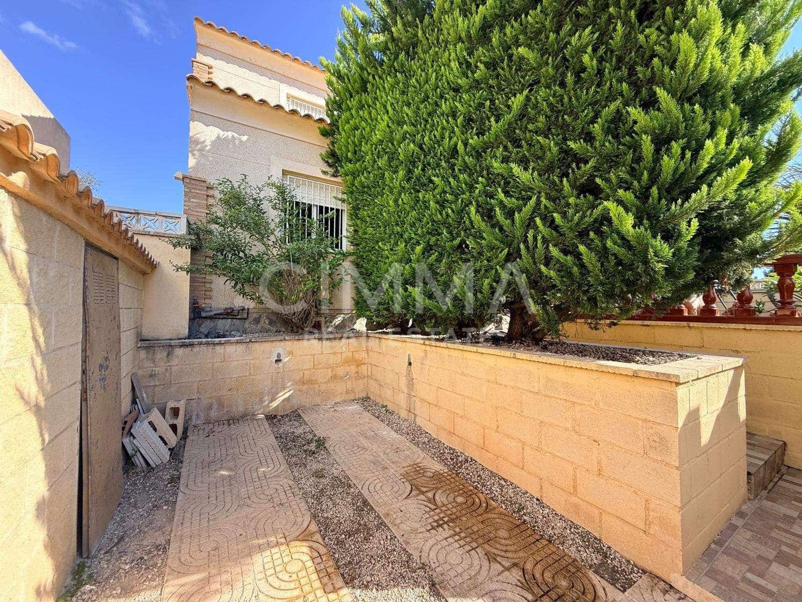 Chalet de 2 habitaciones en Polop en venta con garaje - 250.000 € (Ref: 9132565)