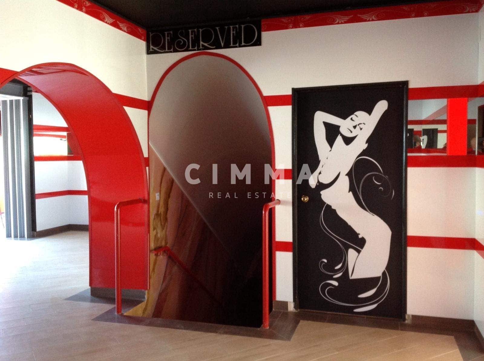 Hotell til salgs i Benidorm - € 1 800 000 (Ref: 9143895)