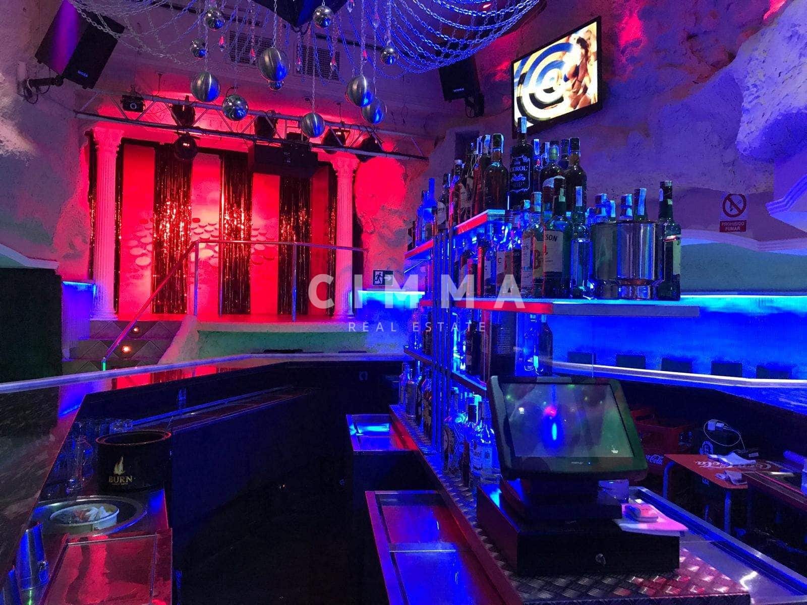 Hotell til salgs i Benidorm - € 1 800 000 (Ref: 9143895)