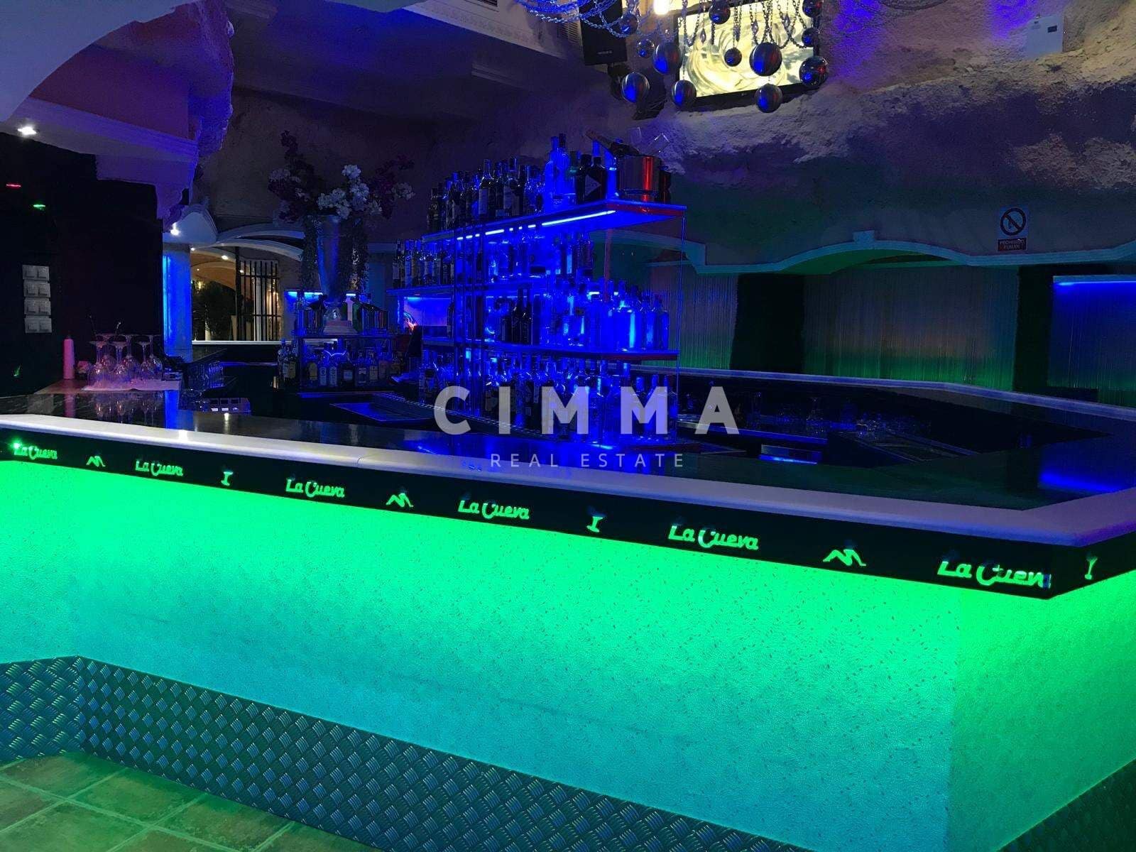 Hotell til salgs i Benidorm - € 1 800 000 (Ref: 9143895)