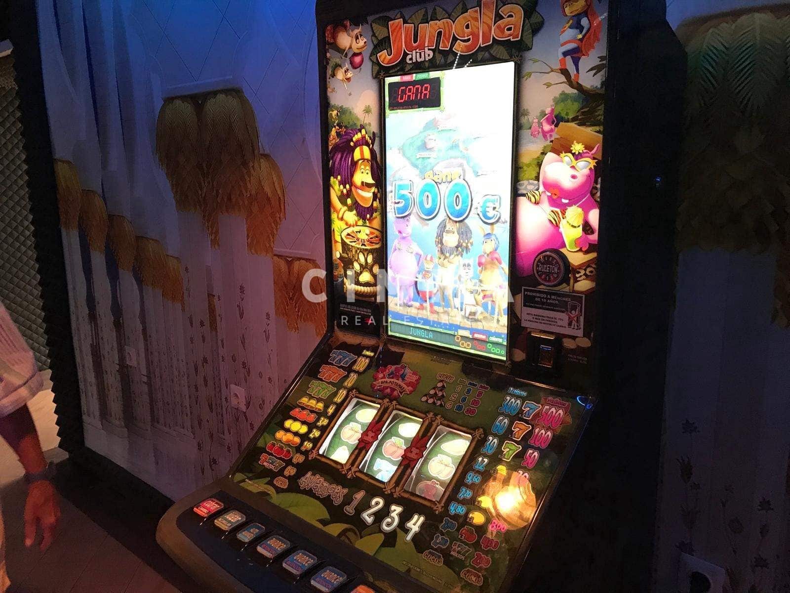 Hotell til salgs i Benidorm - € 1 800 000 (Ref: 9143895)