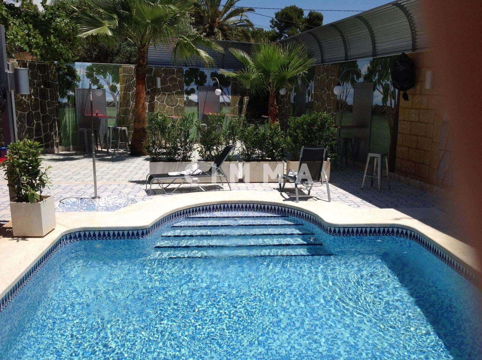 Hotell til salgs i Benidorm - € 1 800 000 (Ref: 9143895)