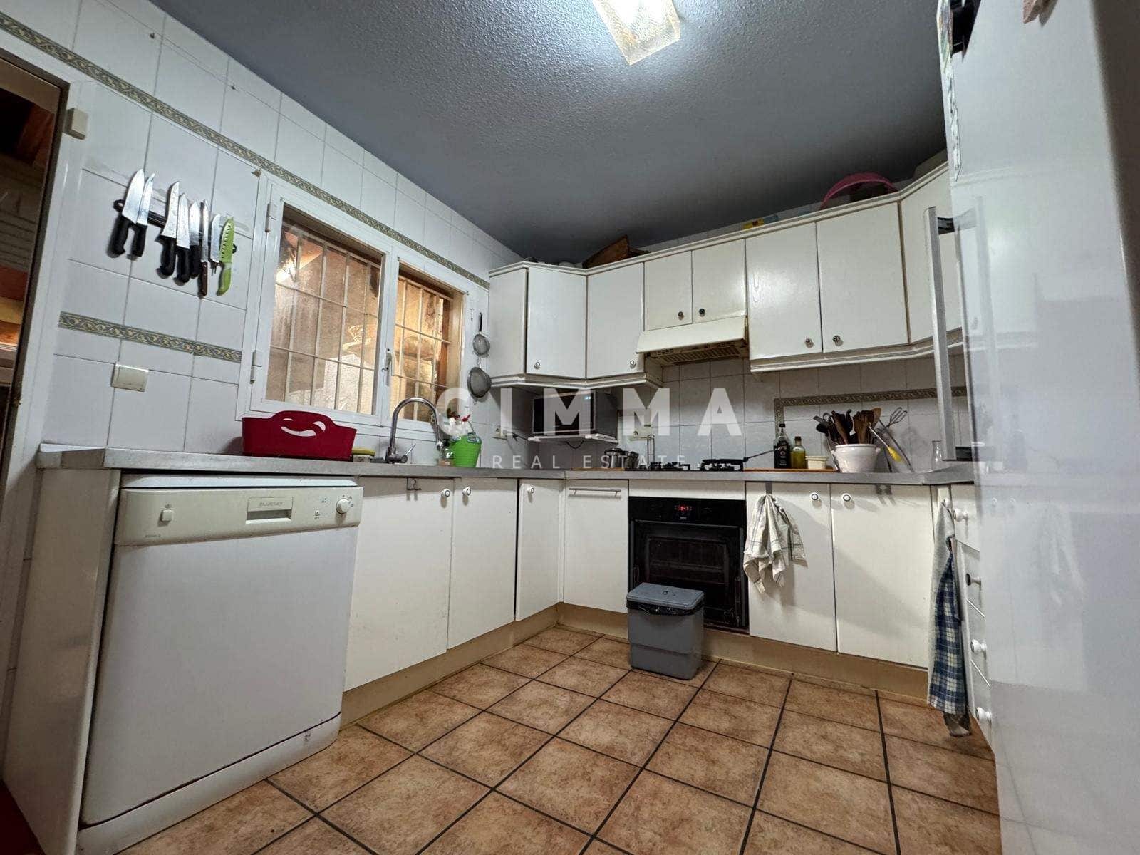 4 soveværelse Rækkehus til salg i La Nucia - € 325.000 (Ref: 9159634)