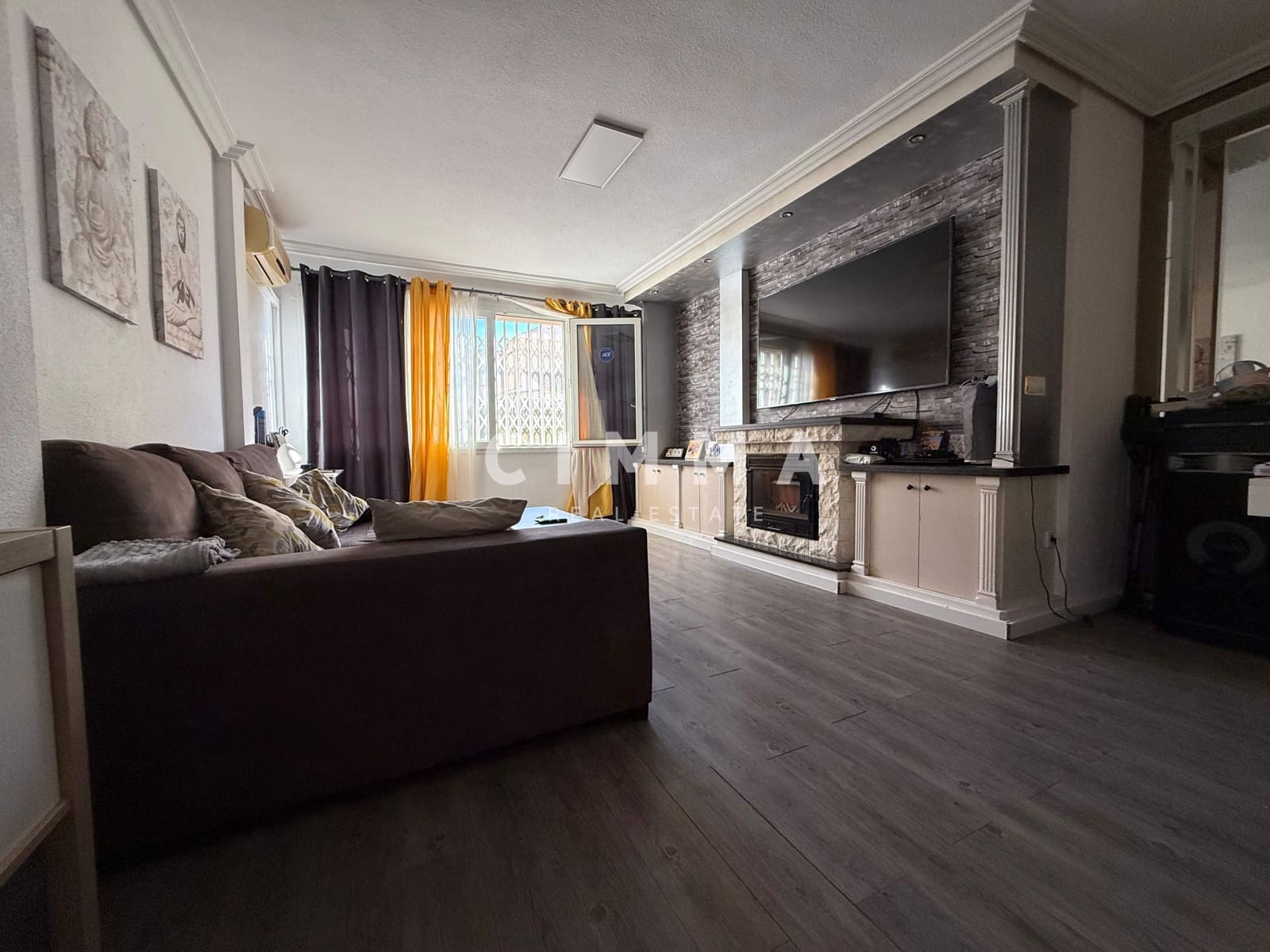 4 soveværelse Villa til salg i La Nucia med garage - € 360.000 (Ref: 9243224)