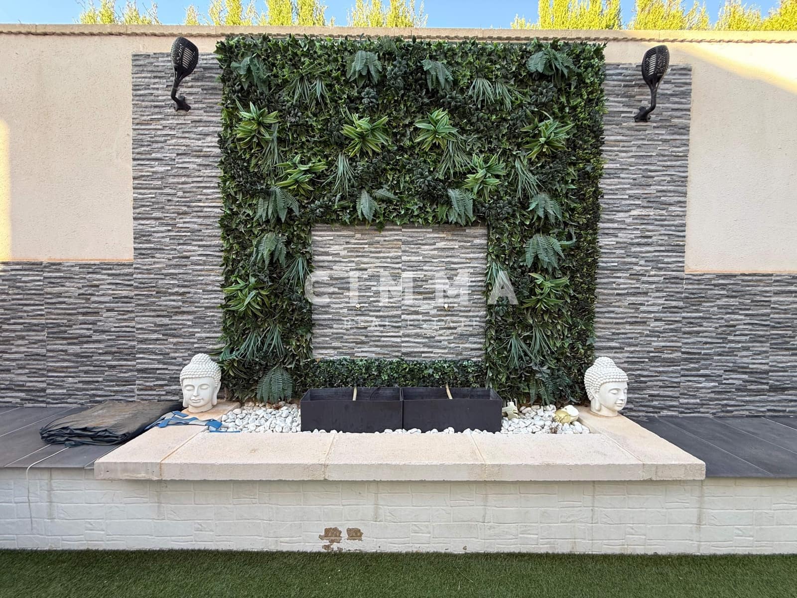 4 soveværelse Villa til salg i La Nucia med garage - € 360.000 (Ref: 9243224)