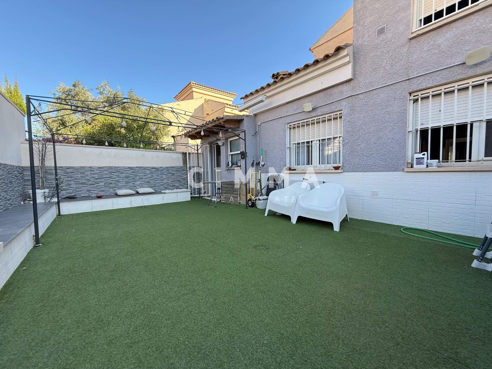 4 soveværelse Villa til salg i La Nucia med garage - € 360.000 (Ref: 9243224)