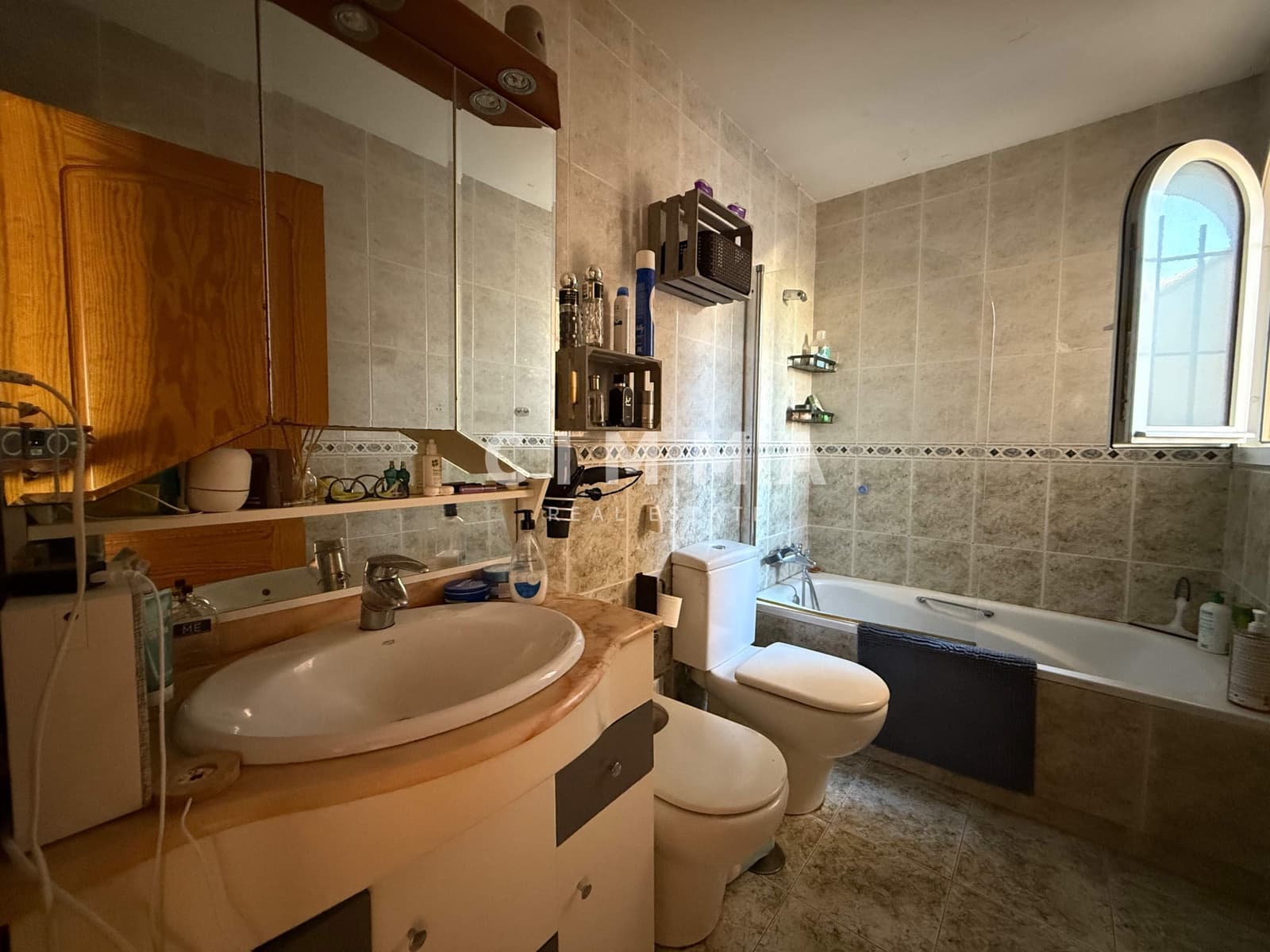 4 soveværelse Villa til salg i La Nucia med garage - € 360.000 (Ref: 9243224)