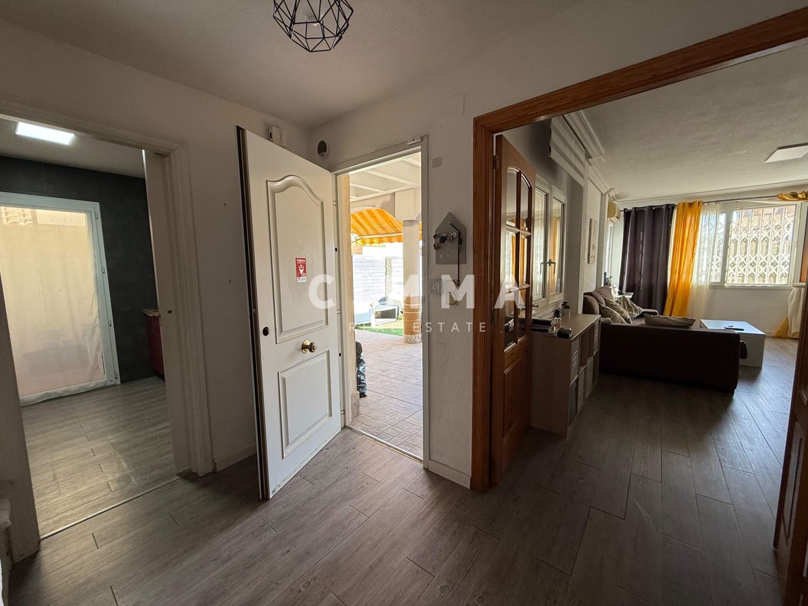 4 soveværelse Villa til salg i La Nucia med garage - € 360.000 (Ref: 9243224)