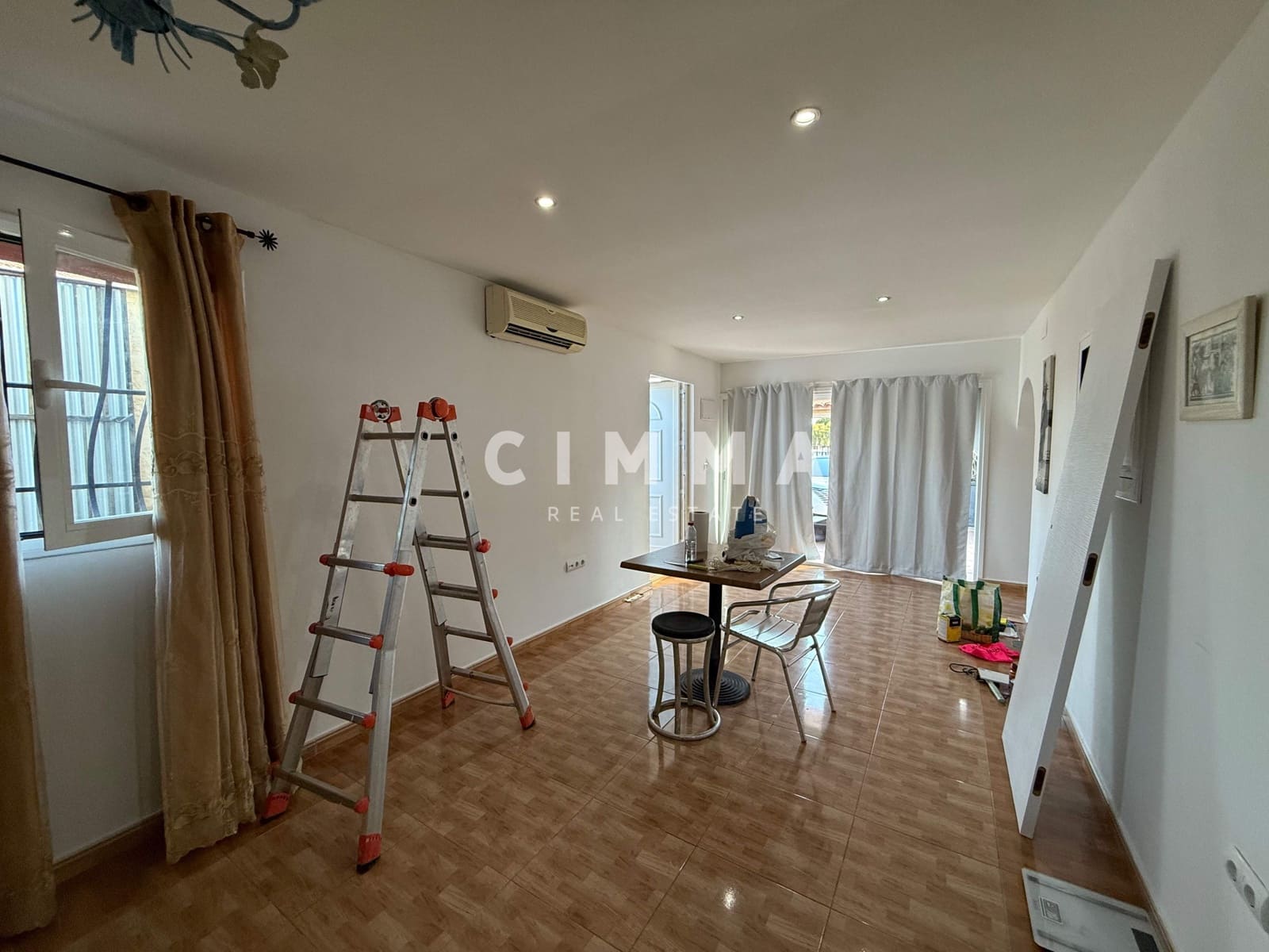 5 chambre Villa/Maison à vendre à La Nucia avec garage - 800 000 € (Ref: 9294470)