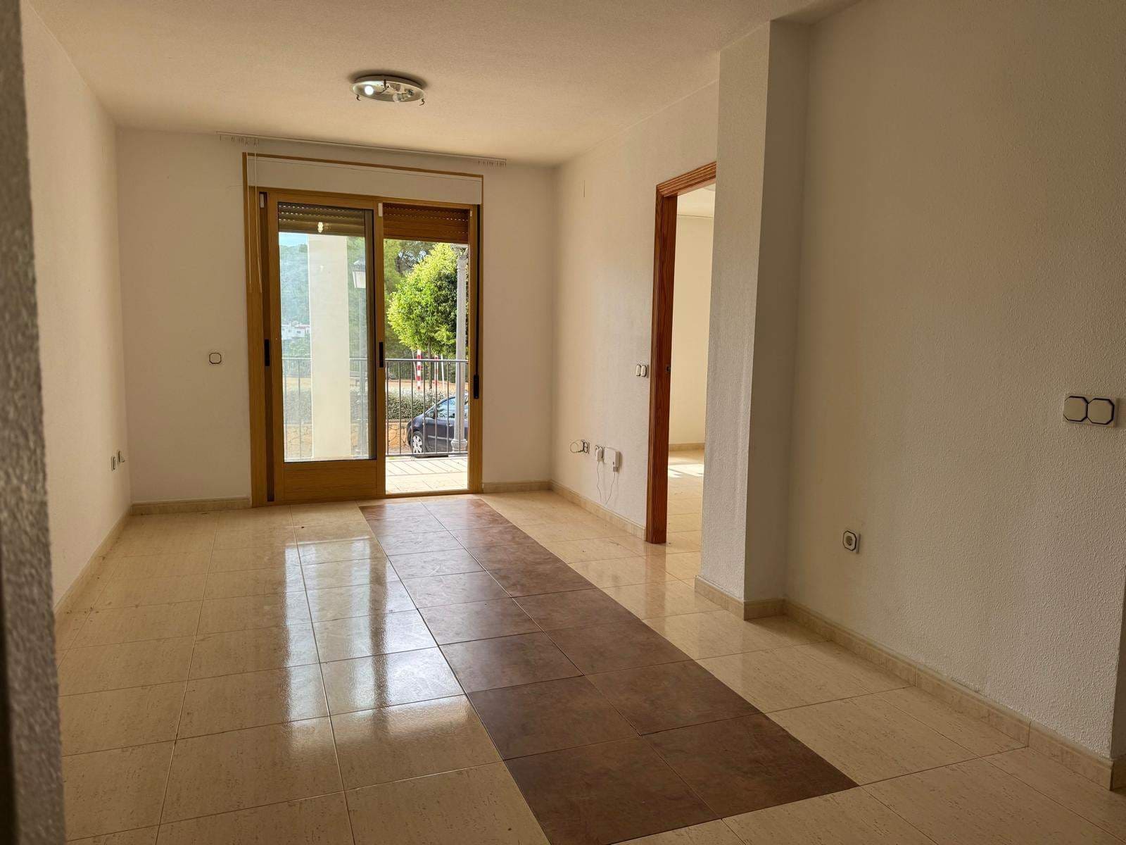 2 soverom Leilighet til salgs i Chirles - € 139 500 (Ref: 9294471)