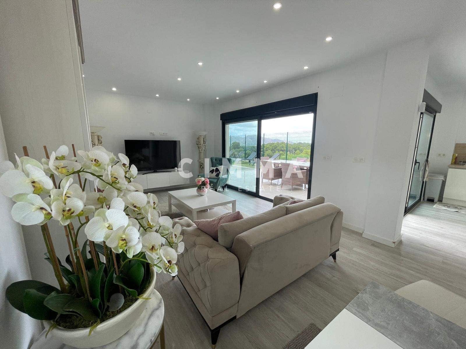 3 soveværelse Villa til salg i Alfaz del Pi / L'Alfas del Pi med garage - € 575.000 (Ref: 9297056)