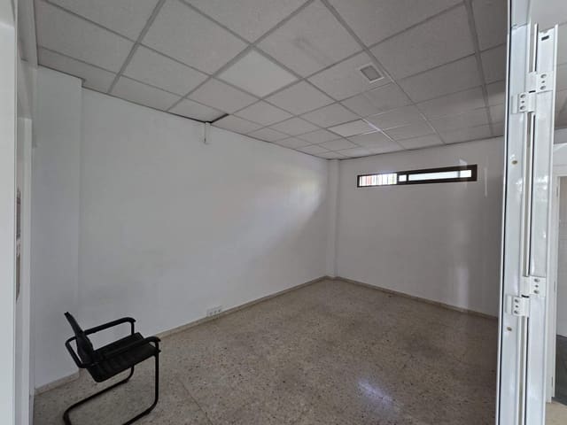 Commercial for rent in Benidorm - € 2,000 (Ref: 9317995)