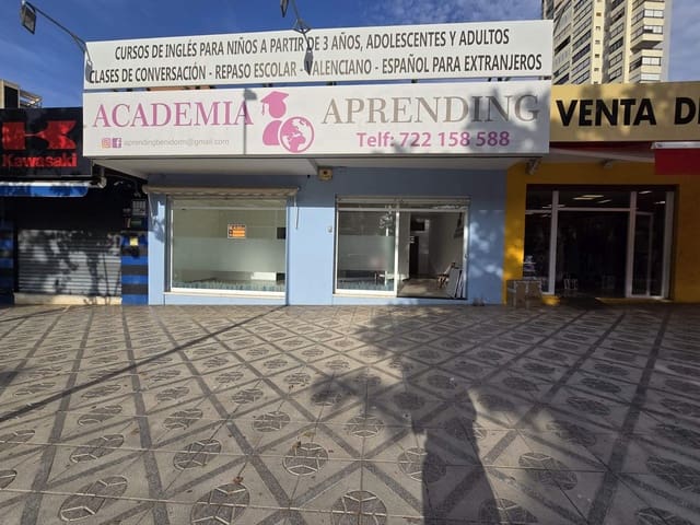 Commercial for rent in Benidorm - € 2,000 (Ref: 9317995)