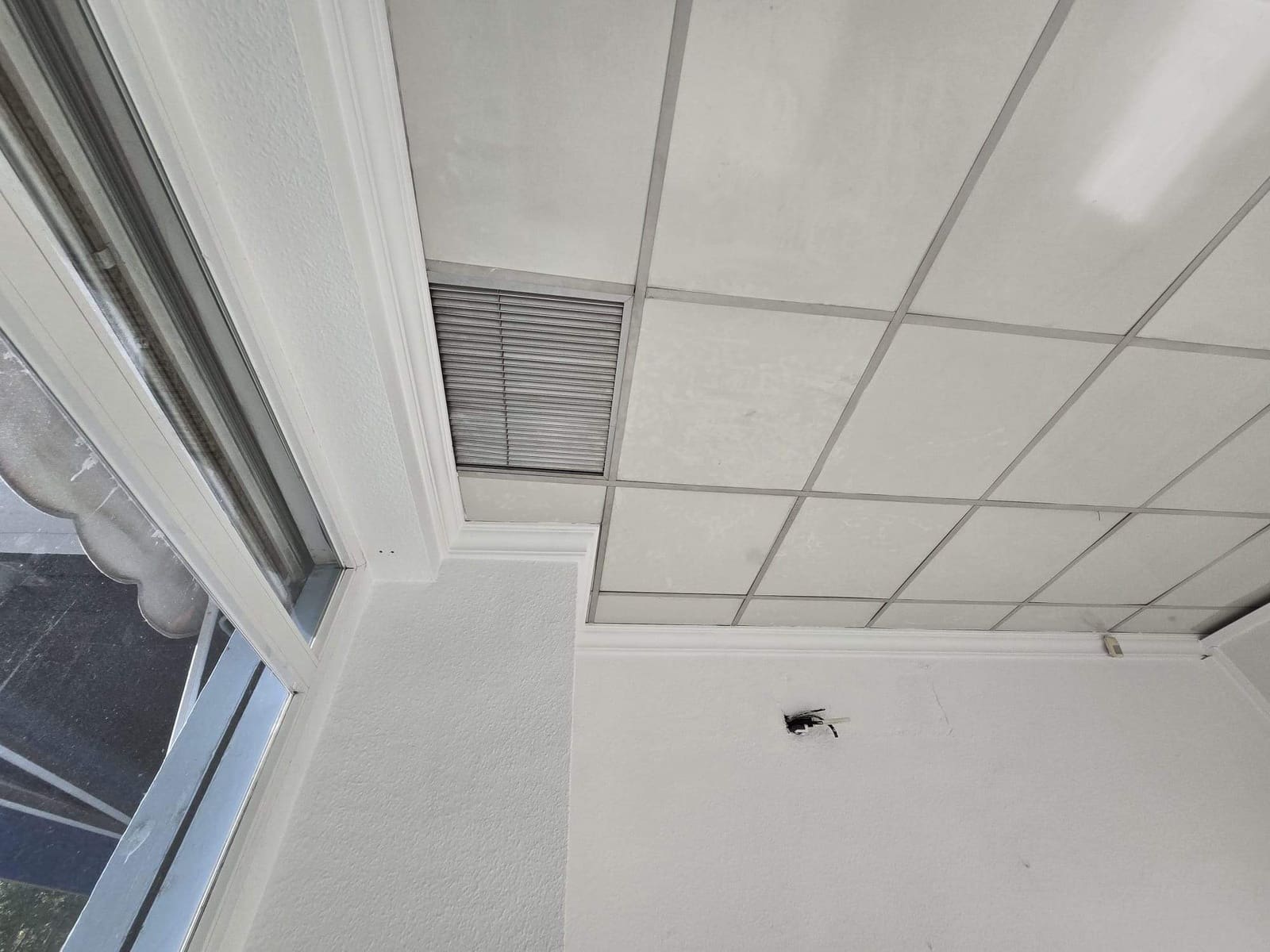 Commercial for rent in Benidorm - € 2,000 (Ref: 9317995)