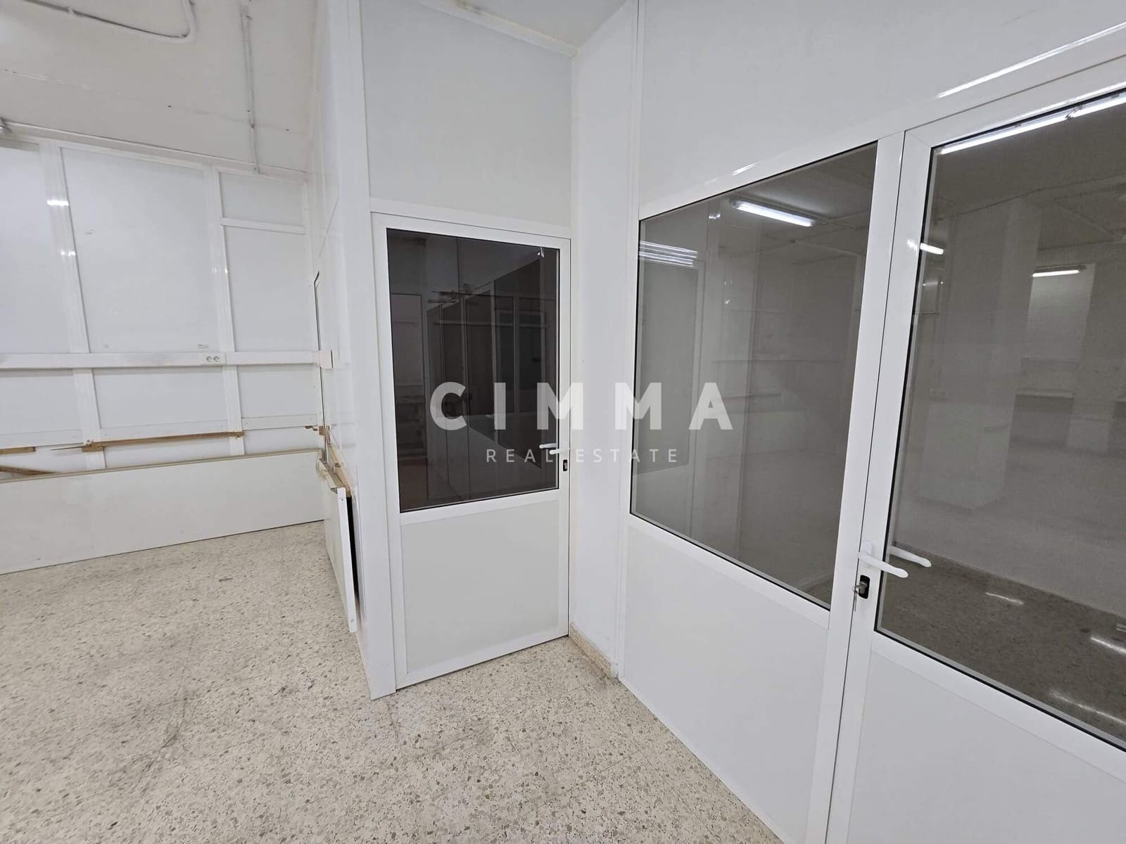 Gewerbe zu vermieten in Benidorm - 1.200 € (Ref: 9317996)